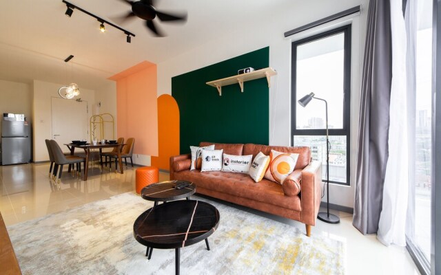 United Point Residence by Sleepy Bear