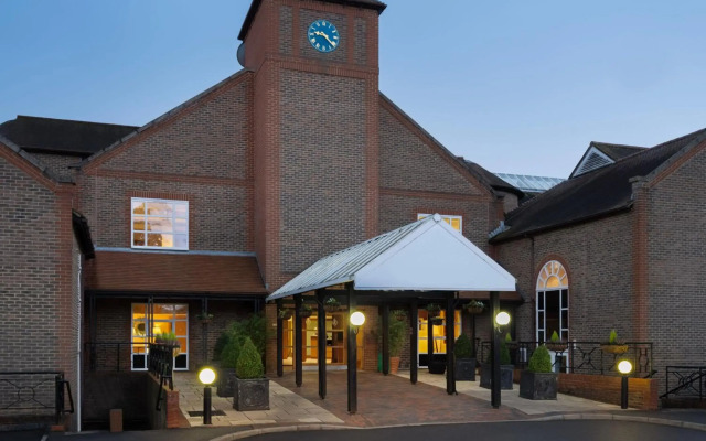 Delta Hotels by Marriott Tudor Park Country Club