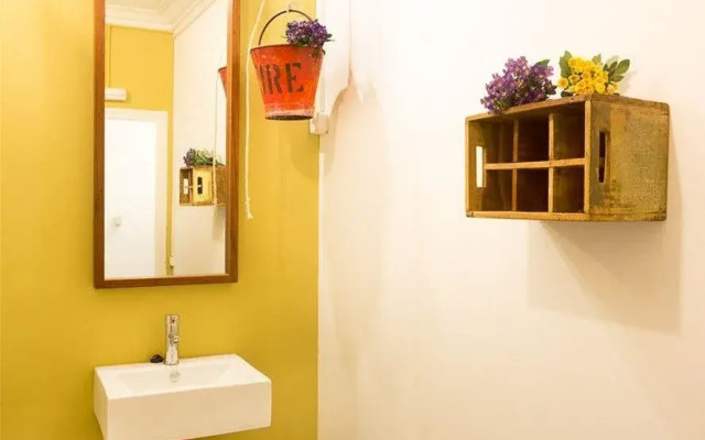 Hip Hostel