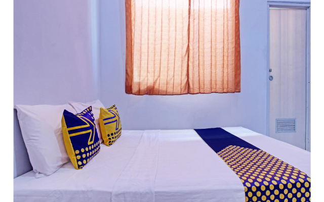 Hotel O Wisma Bani Pandi Syariah – Guest Rooms – Jepara