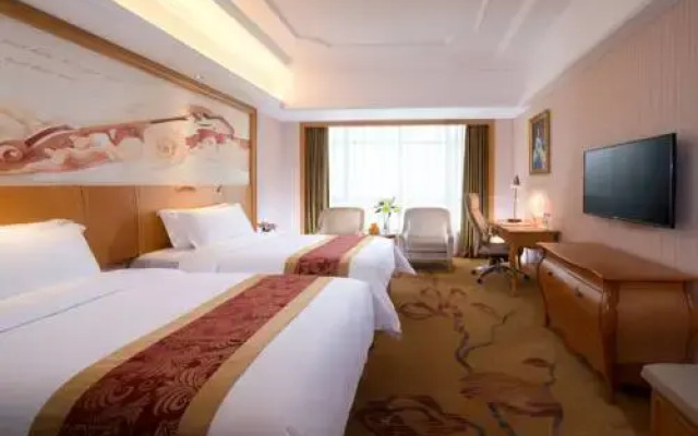 Vienna Hotel Tianjin Lingshijun