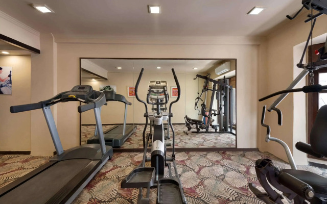 Ramada by Wyndham Mussoorie Mall Road