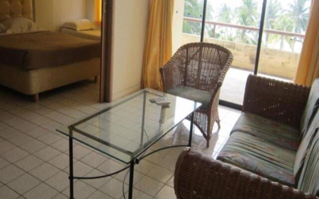 Paradise Lagoon Apartment