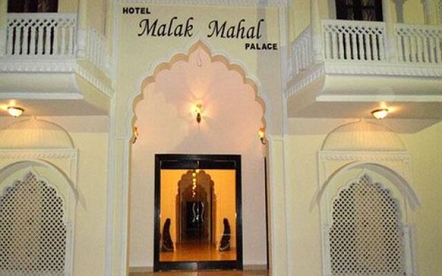 Hotel Malak Mahal
