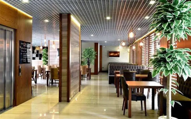 The Elegant Hotel
