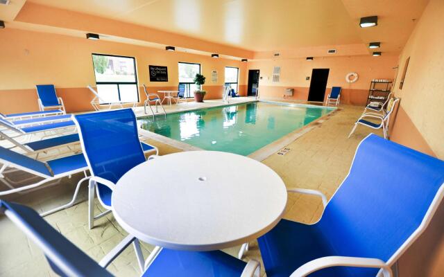 Hampton Inn & Suites Louisville East