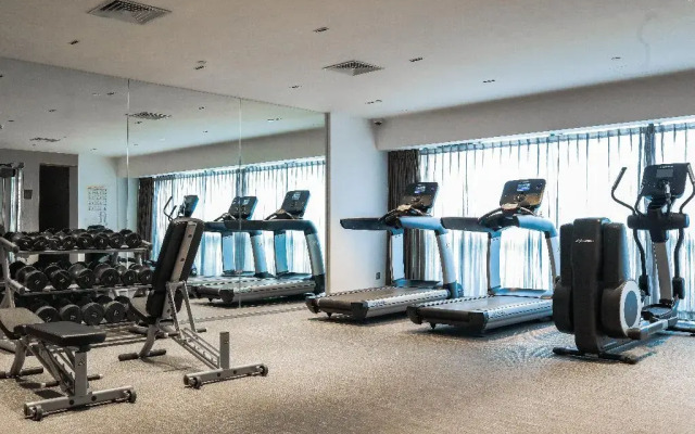 Holiday Inn Express Shanghai Songjiang Fangta by IHG