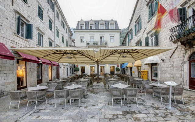 Hotel Vardar Kotor