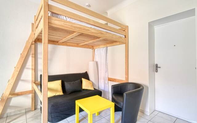 Chic Minimalist Studio 2 Mins Walk From Palais