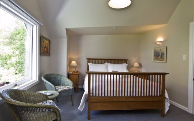 Orari Bed and Breakfast