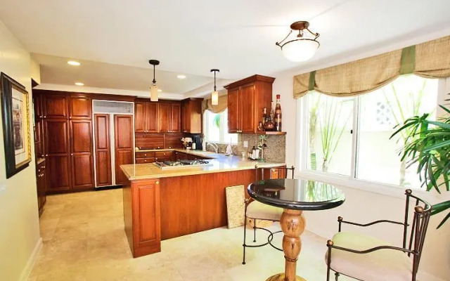 Luxury At The Shores