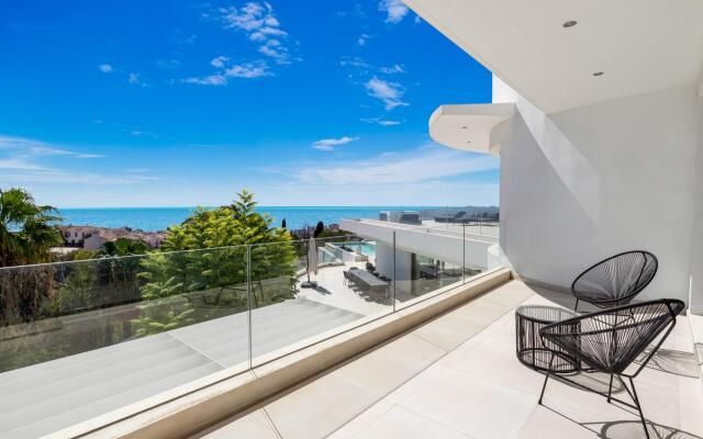 Villa Nirvana in Fuengirola