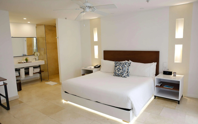 Nacar Hotel Cartagena, Curio Collection by Hilton