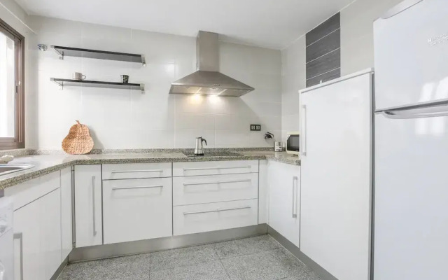 Manuel De Falla Ii in Dos Hermanas