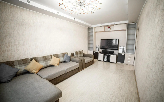 Expert City Apartments on Stroiteley Boulevard, 32A