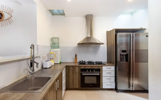 Villa Camilla 2 by Villa Finder