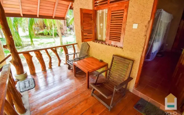 Yoho Green Garden Cabanas