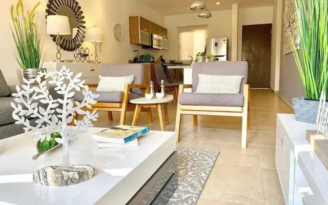 Sleeps 4-6-amazing 2 Bedroom Ph With Bbq & Jacuzzi