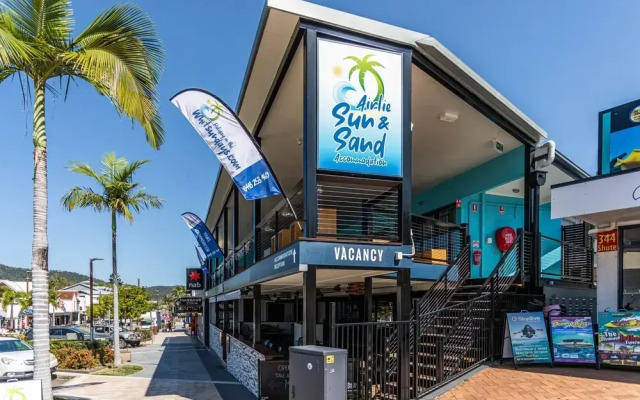 Airlie Sun & Sand Accommodation 2