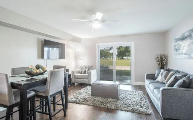 Oak Shores
