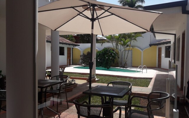 Hotel Casa Jardin