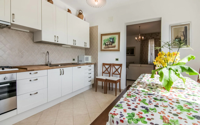 Beautiful holiday home in Montedinove with shared pool