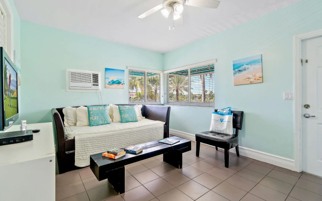 Hollywood Beachside Boutique Suites