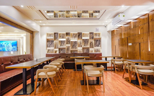 FabHotel Prime Noida Sector 63