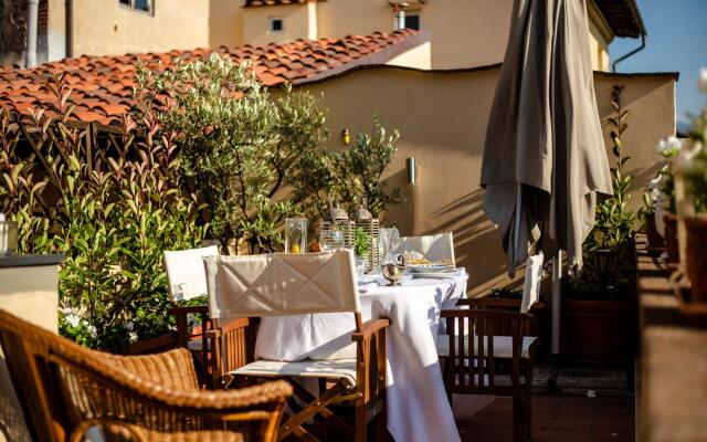 Casa Luca in Lucca With 2 Bedrooms and 2 Bathrooms