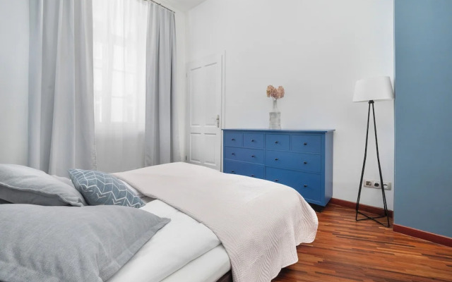 Exceptional Apartment for 4 by Renters