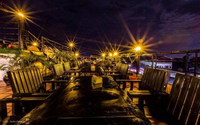 Top Sky Hostel
