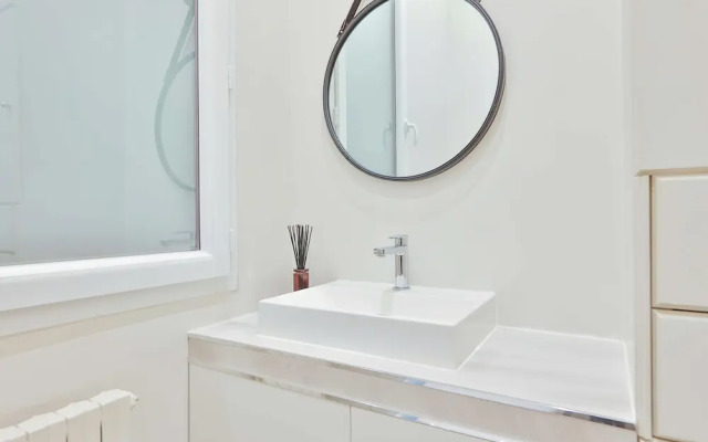 Magnificent Flat - Near Trocadaro