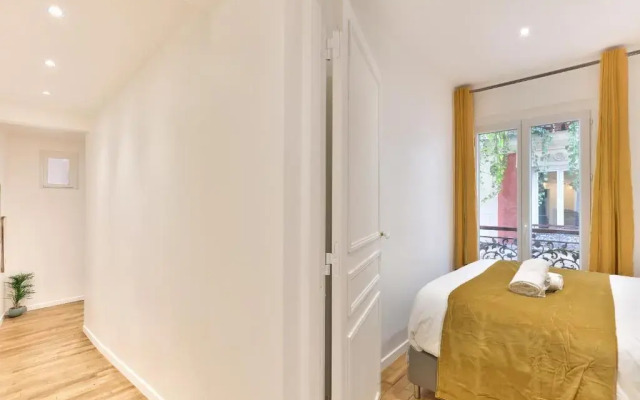 99 - Urban Fabulous 6 Bedrooms