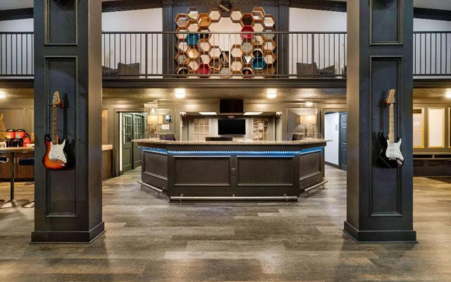 Hillside Crossing Nashville