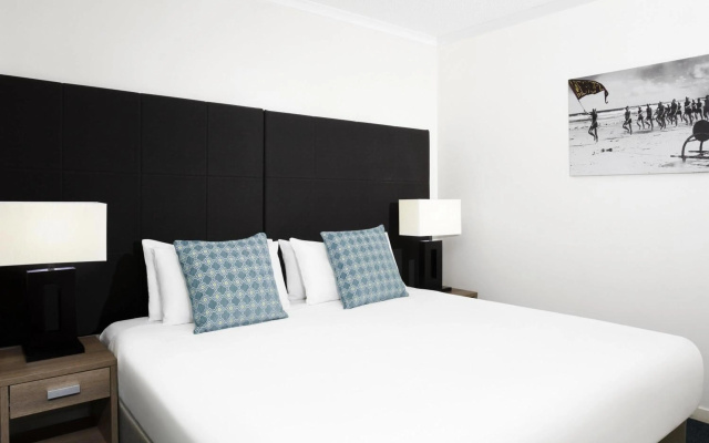 BreakFree Grand Pacific Resort – Guest Rooms – Caloundra