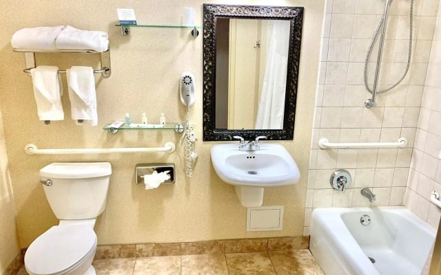 Quality Inn Oneonta Cooperstown Area
