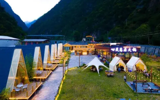 yijianrugu log cabin