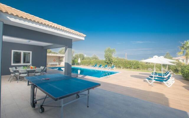 Villa Salamis