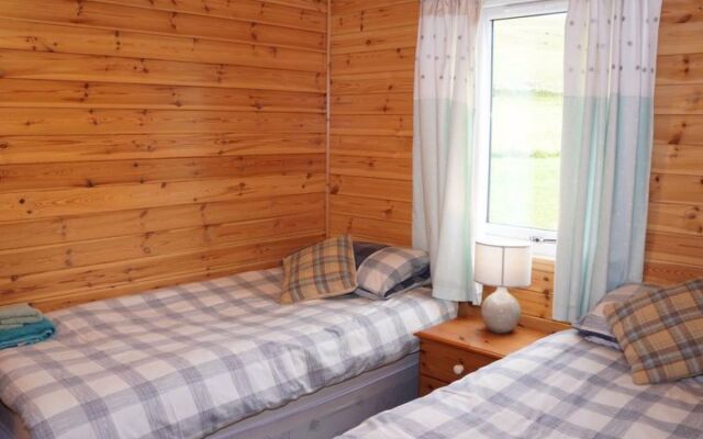 Loch Leven Lodge 4