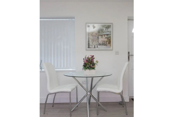 Live in Leeds Greenhill Bungalows