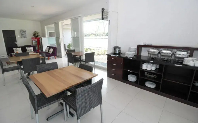 Airy Candisari Sisingamangaraja 4 Semarang