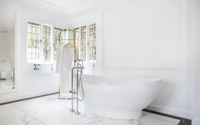 Le Manoir Boutique Estate