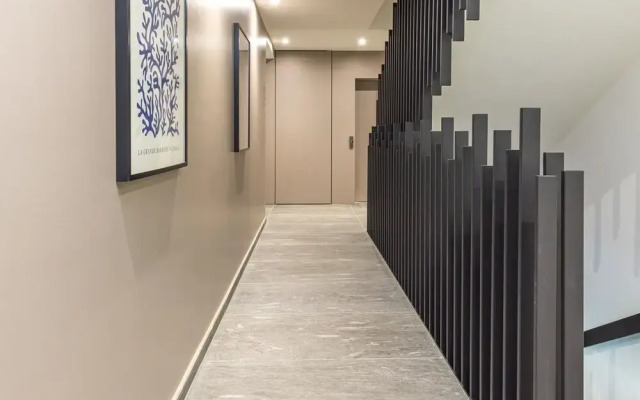 Icon H 304 Suite Micro-living