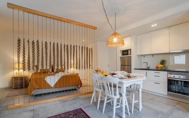 Gaia Superb Terrace Flat