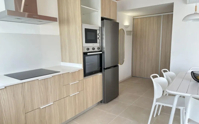 Arago 273 in Roses With 2 Bedrooms and 2 Bathrooms