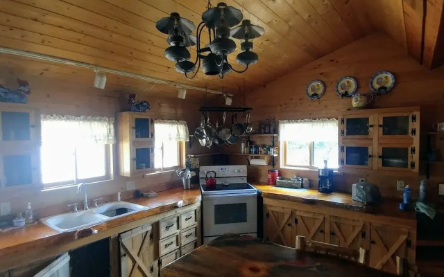 Homestead Cabin Resort