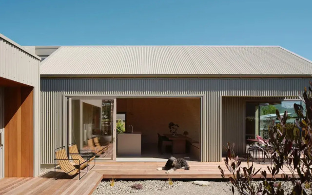 Scout - Architectural Design - Sleeps 6