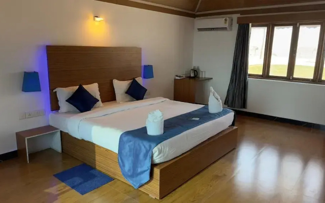 Sea Shells Beach Resort