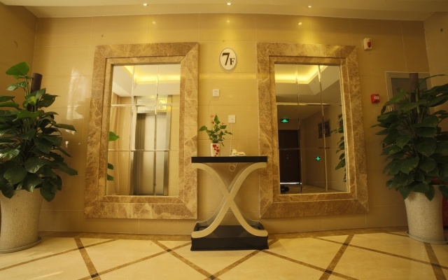 Chengdu Yijin Hotel – Lobby – Chengdu