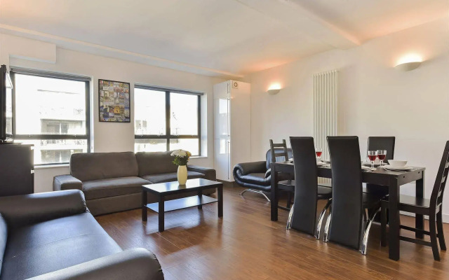 Andrew Superior Apartments
